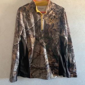 Mens real tree xtra camo quarter zip
